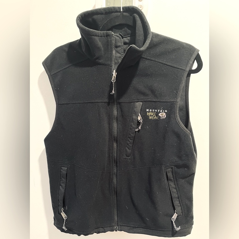 Men’s mountain hardwear fleece Windstopper vest, great condition!